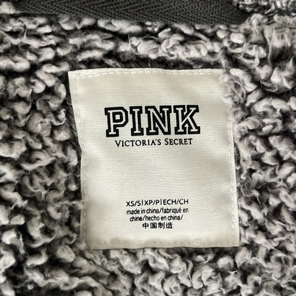 XS/S Victoria Secret Cozy Jacket - Picture 2 of 2